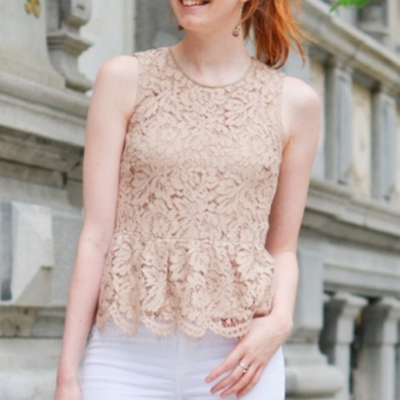 NWT J.crew Lace Peplum Top Sleeveless | Faded beige teak;  size 4 tall - Picture 2 of 16